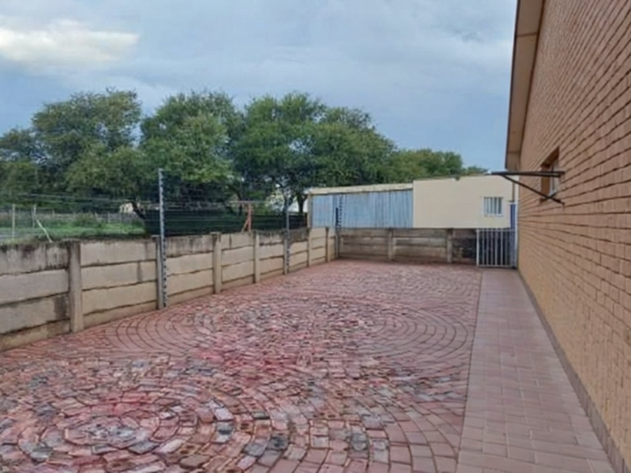 1 Bedroom Property for Sale in Ferreira Free State